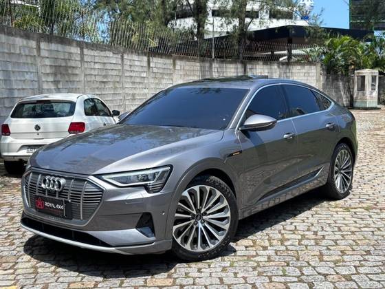 AUDI E-TRON ELÉTRICO SPORTBACK PERFORMANCE QUATTRO